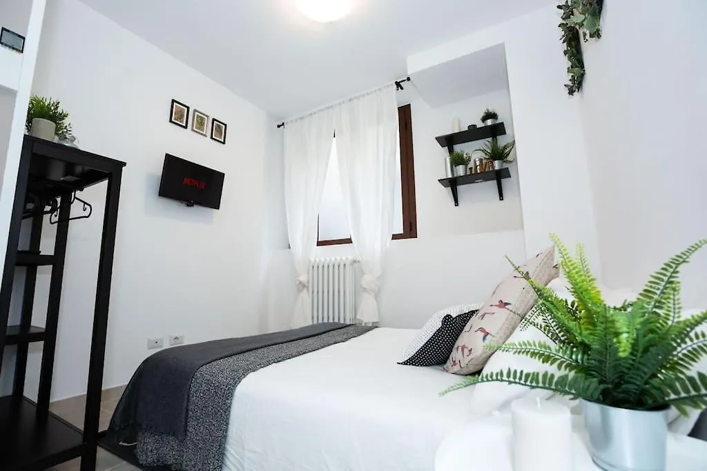 Apartment Paruta 65 - Teti Milan