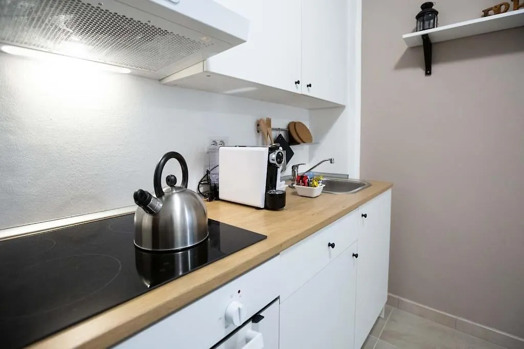 Apartment Paruta 65 - Teti Milan 0*,