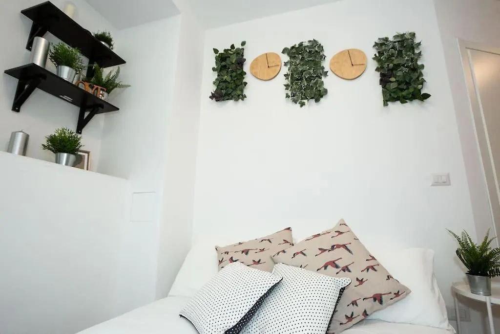 Apartment Paruta 65 - Teti Milan Italy